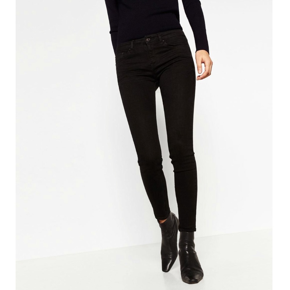 Zara |Trafaluc black denim jeans